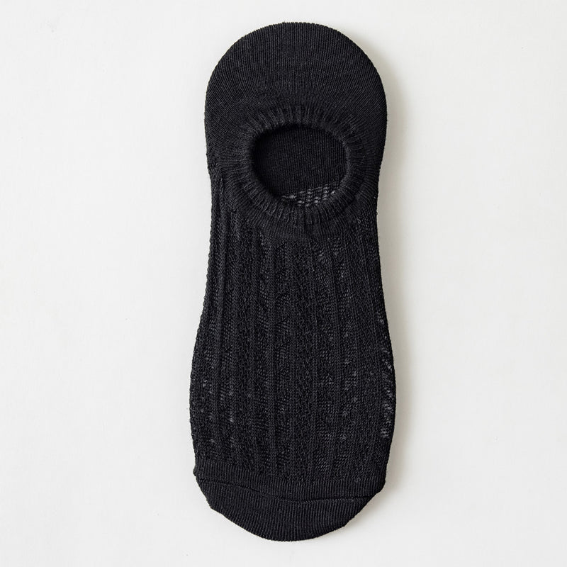 "Osynliga damstrumpor med ihålig meshdesign; lätt tyg, strechigt; finns i flera färger för alla tillfällen."