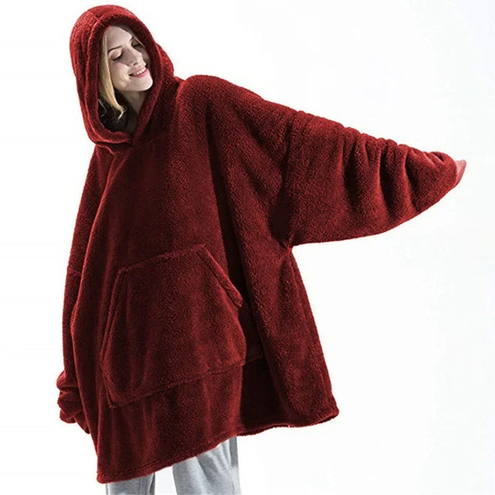Trendig & bekväm oversized filttröja i fleece. Unisex design ger mysig värme för alla som älskar hemkomfort.