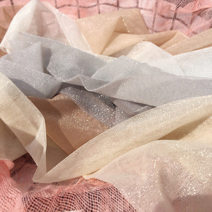 "Pärlemorfärgade sidenstrumpor, skimrande silkesdesign, eleganta och trendiga, sexig glans, för kvinnor, accessoar"