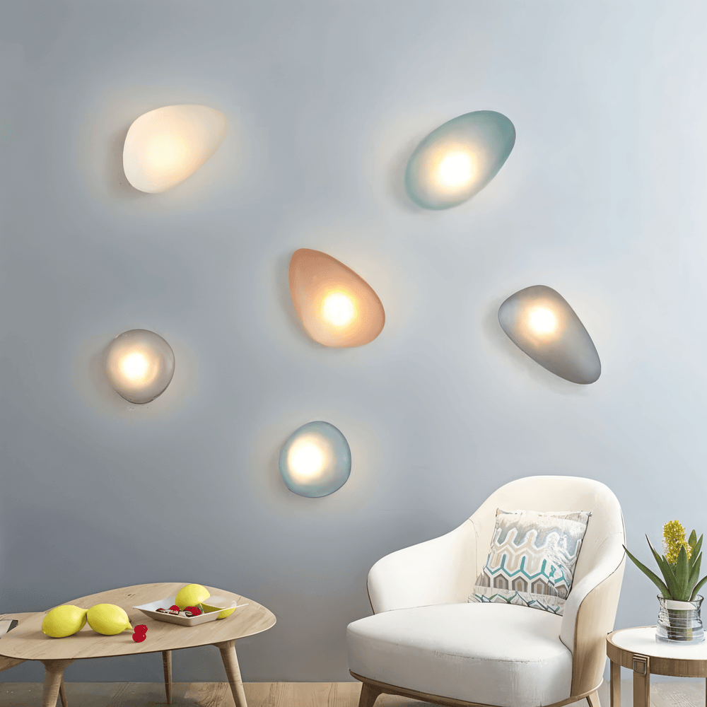 PebbleHue LED-vägglampa: modern nordisk design, energieffektiv belysning för hemmet.