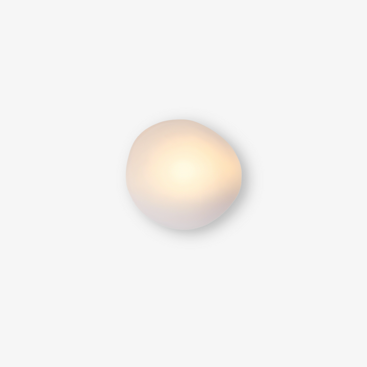 Energieffektiv PebbleHue LED-vägglampa, modern belysning med ren, nordisk stil.