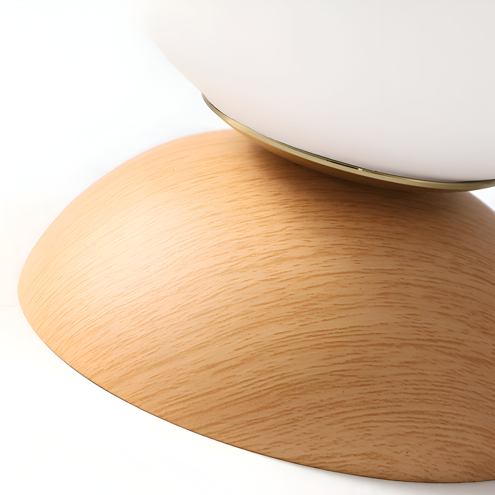 Perle LED-taklampa som stilfull inredningsdetalj i vardagsrummet. Japansk, modern belysning.
