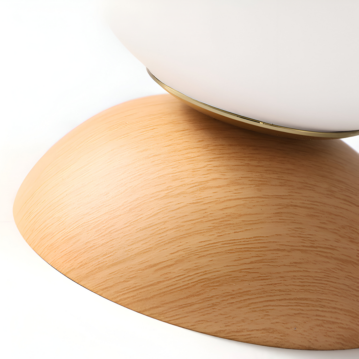 Perle LED-taklampa som stilfull inredningsdetalj i vardagsrummet. Japansk, modern belysning.