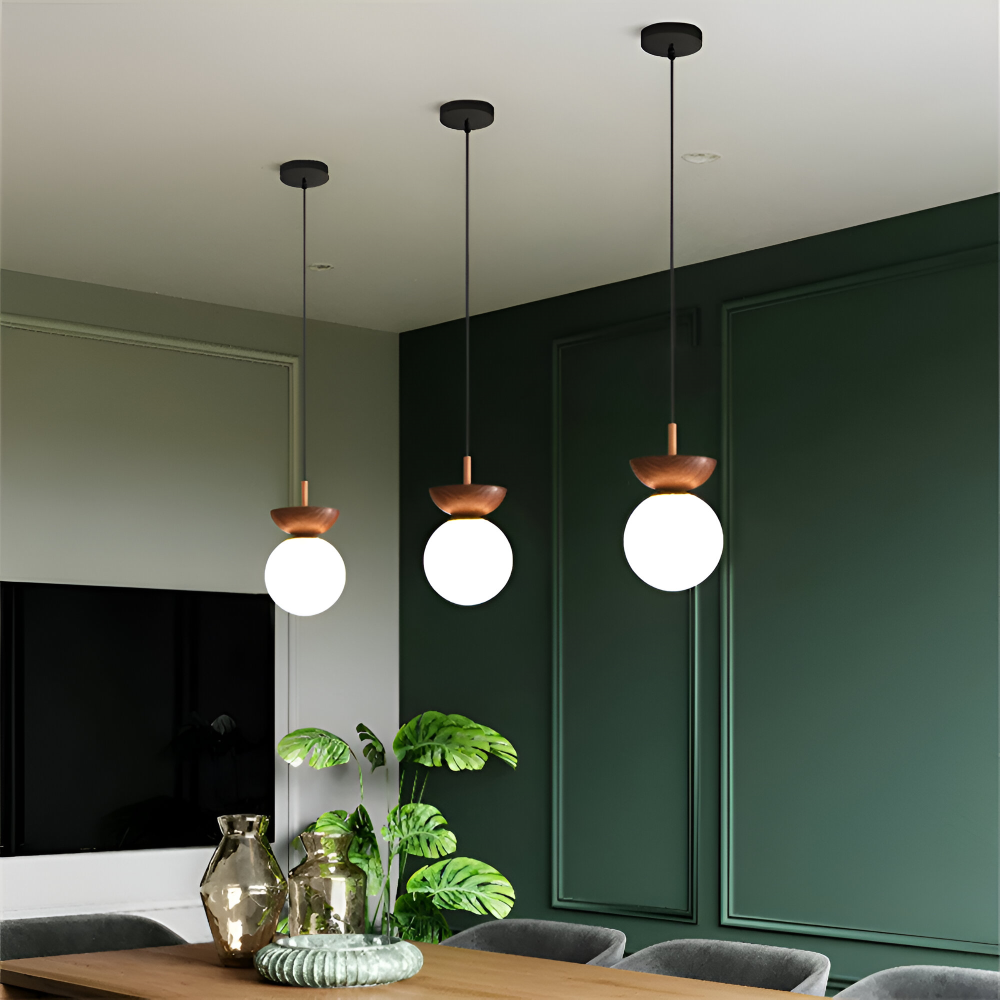 Japansk Perle LED-taklampa för sovrummet. Modern pärldesign ger energieffektiv takbelysning.
