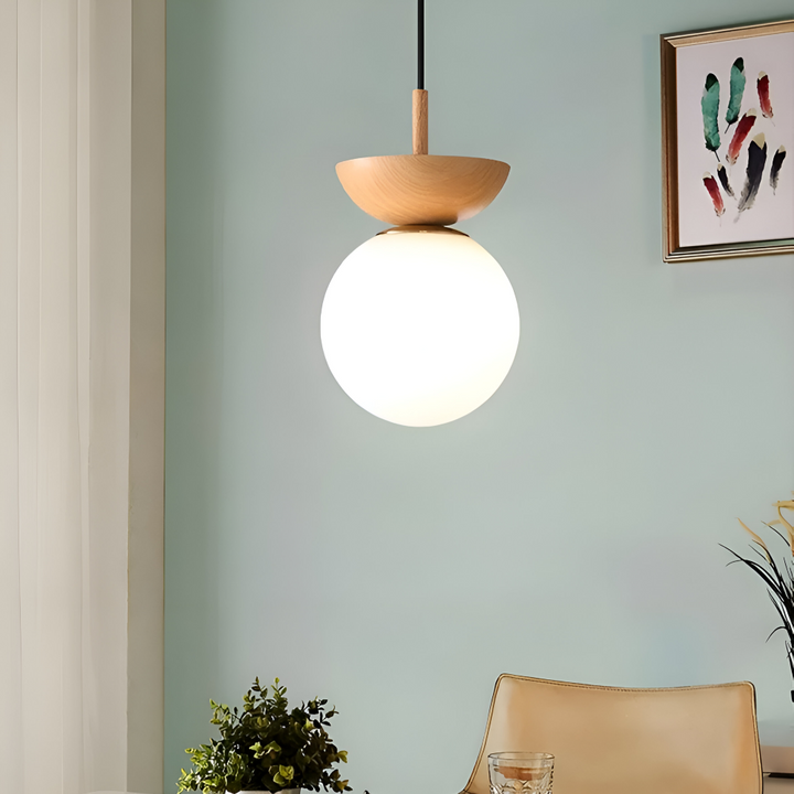 Vacker Perle LED-taklampa med japansk pärldesign. Modern och varm belysning för alla rum.