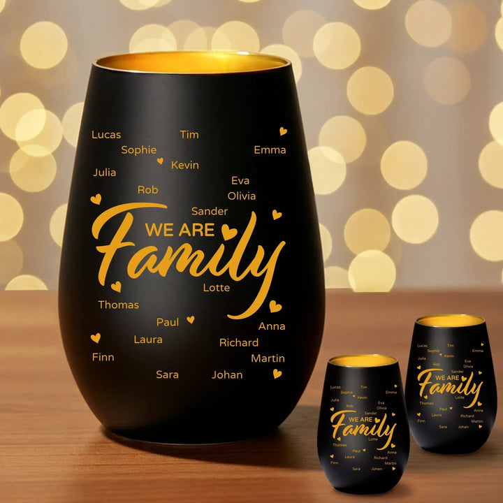Vacker trälykta med egen gravyr för familjen. Skapar mysig atmosfär, perfekt som julklapp eller present.