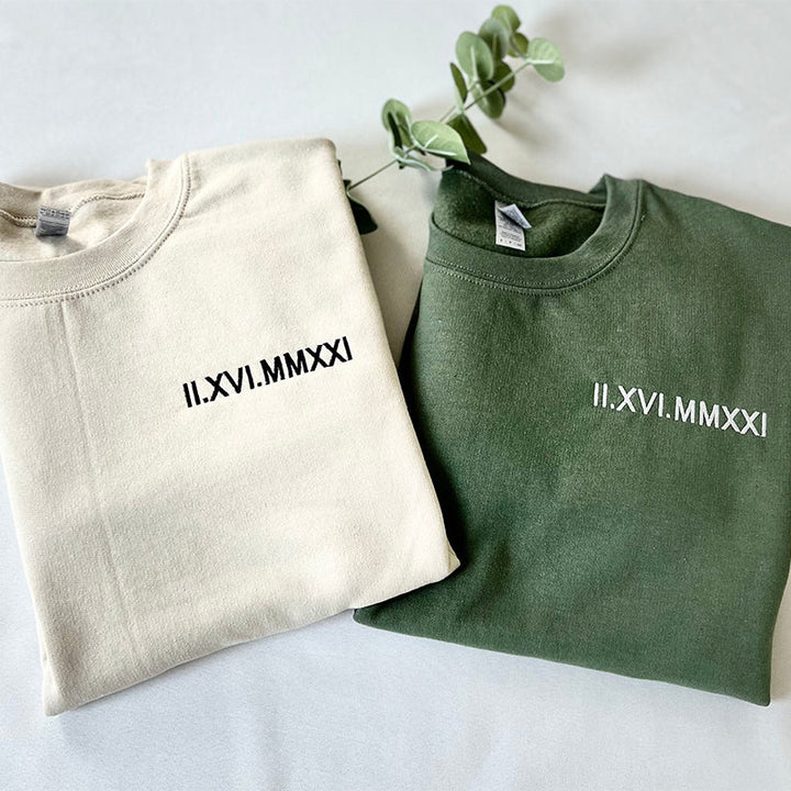 Bekväm unisex hoodie. En personlig present för par att fira sin kärlek och speciella dagar.