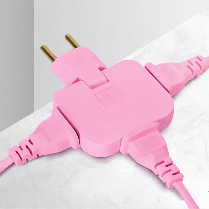Elegant platt kontaktadapter med 3 uttag. Smidigt smart hem-tillbehör, vridbar för alla eluttag.