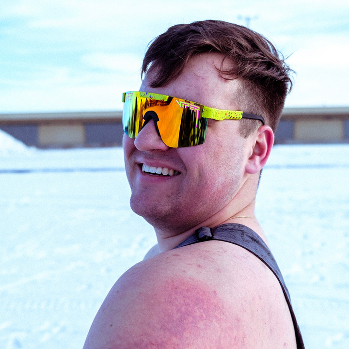Polariserade sportglasögon som minskar bländning vid utomhusaktiviteter, unisex.