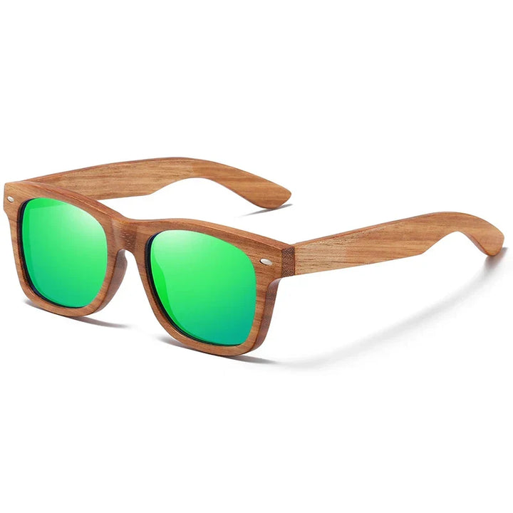 Trendiga polariserade unisex solglasögon med bamburam. UV400 skydd. Elegant sommaraccessoar.