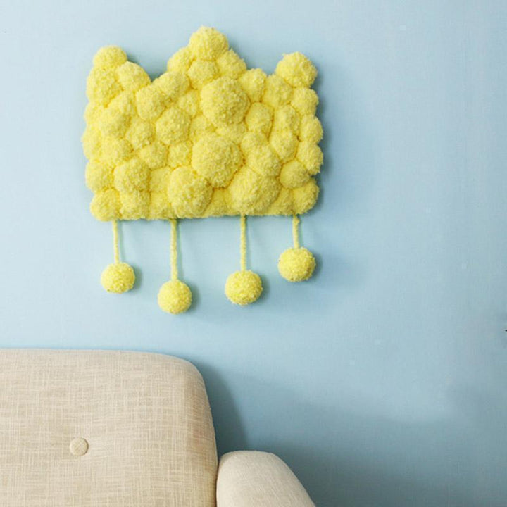 "Pom-Pom pyssel verktyg i grön, rosa, blå och gul ABS med fyra storlekar för kreativt hantverk och DIY-projekt."