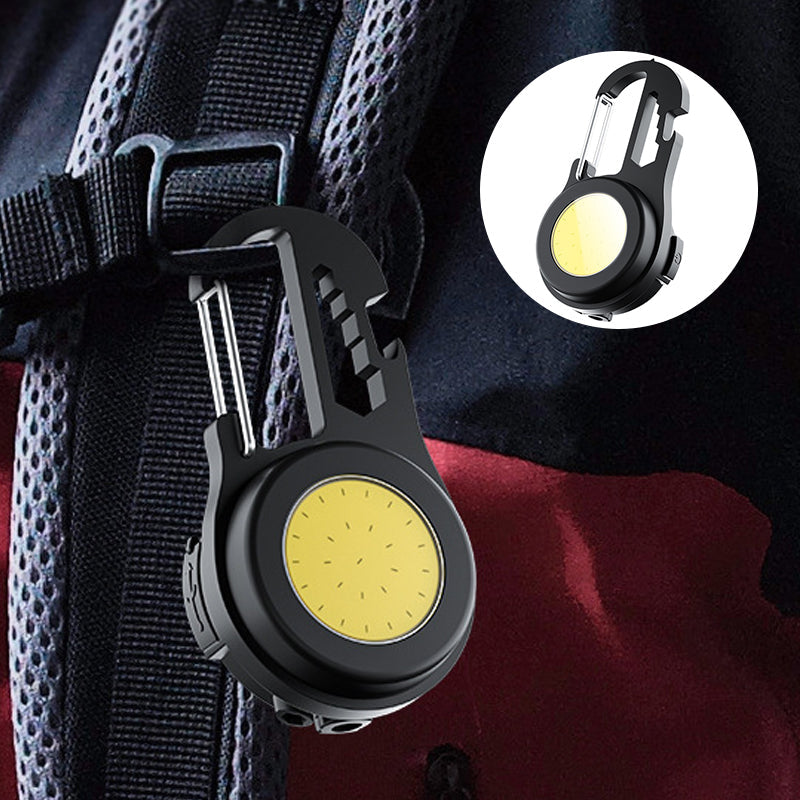 "Portabel mini LED ficklampa, kompakt design, i aluminium med stark belysning, idealisk för utomhusäventyr."