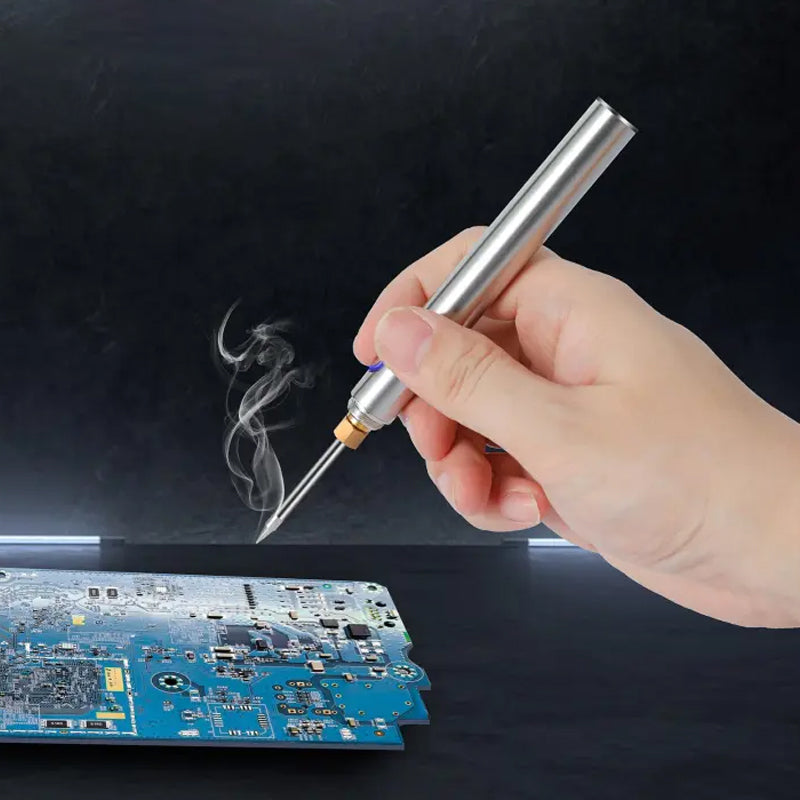 "Portabel USB elektrisk lödkolv 15W, kompakt design, litiumbatteri, miljövänlig, snabb uppvärmning, svart och silverfärgad."