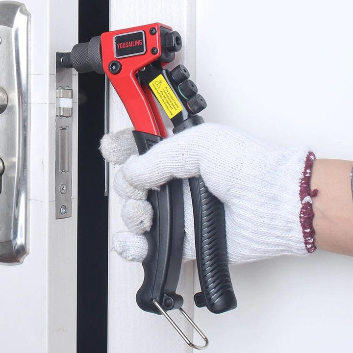 "Premium automatisk nitverktygssats i svart stål, ergonomiska handtag, perfekt för bilpaneler och möbler."