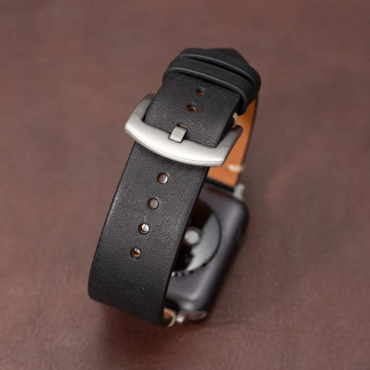 Klassisk läderrem för Apple Watch, unisex design i premium italienskt läder.