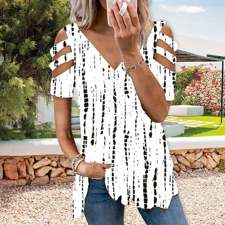 "Randig t-shirt för dam med V-ringad och kall axel, eleganta ränder, casual stil, polyester, avslappnad passform"