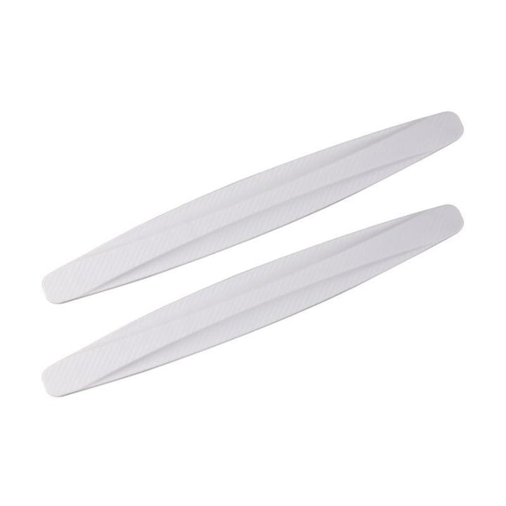 "Represistenta stötfångarskydd i PVC för bilar, stilrena färger grå, röd, svart, vit. Elegant design, universell passform."