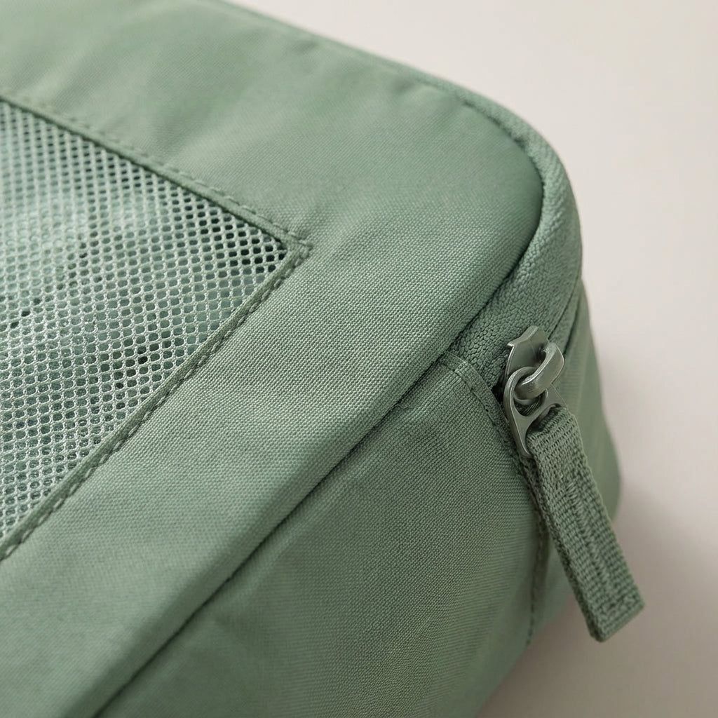Reseorganiserare packkuber skapar ordning för kläder och resetillbehör i din resväska eller handbagage.