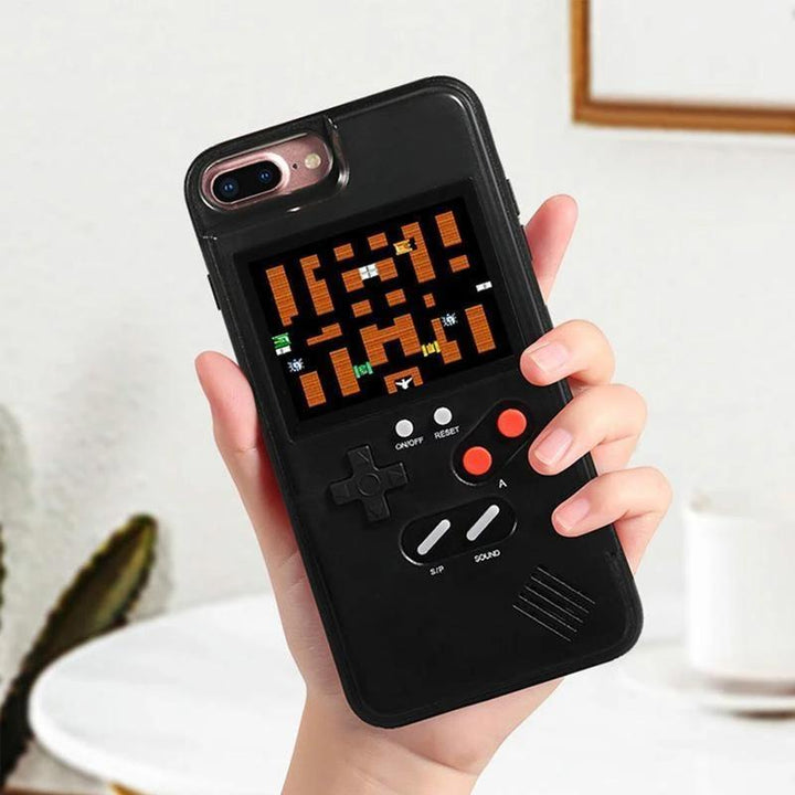 "Retro Gaming iPhone-fodral med Game Boy-design, inkluderar 36 nostalgiska spel, idealiskt för spelentusiaster."
