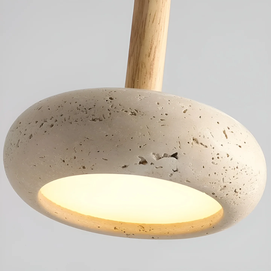 Retro taklampa i japansk design.  Elegant LED-lampa i trä och sten.  Varmt ljus, justerbar höjd.