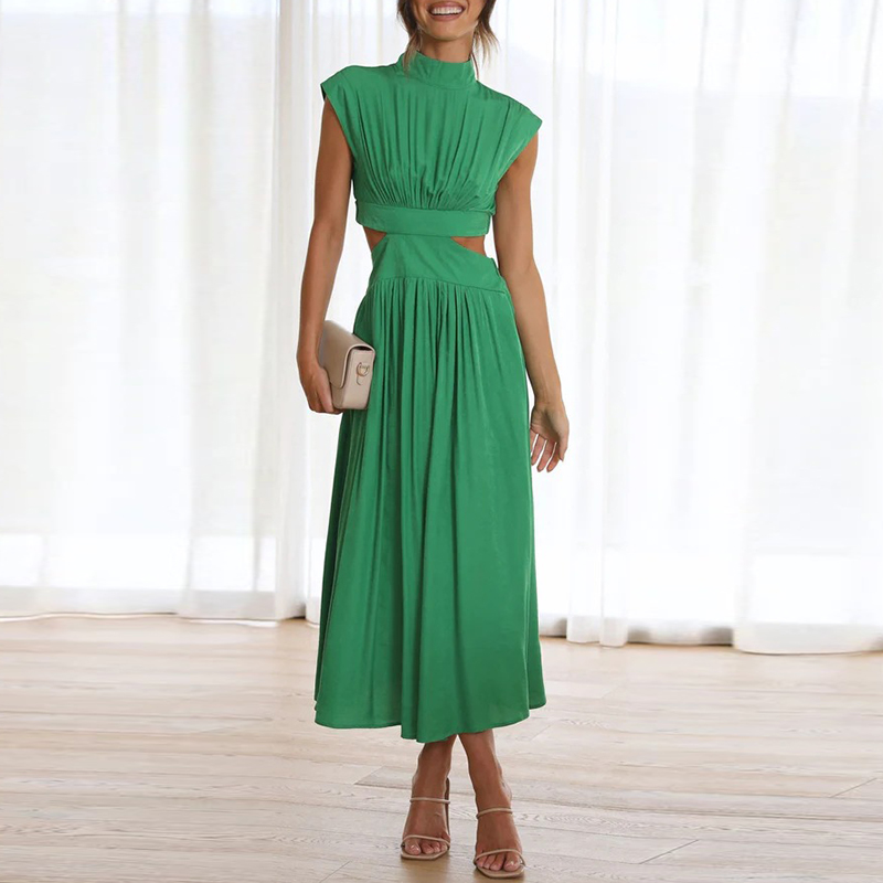 Ärmlös blå sommarklänning för damer, elegant design med lätt tyg för stil och komfort, perfekt för soliga dagar.