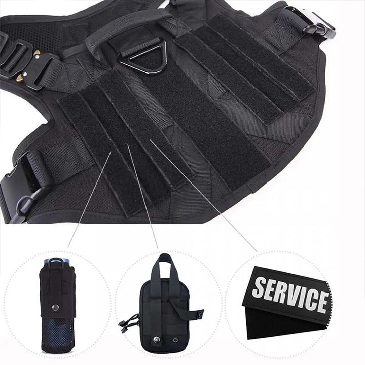 Slitstark nylon hundsele i militärstil med reflexer, idealisk för aktiv användning och träning. Hållbar kvalitet.