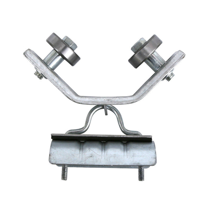 "Robust vinkeljärnspår för lyftsystem, remskiva i galvaniserat järn, passar kabelrörelse på kranar, mångsidig och hållbar."