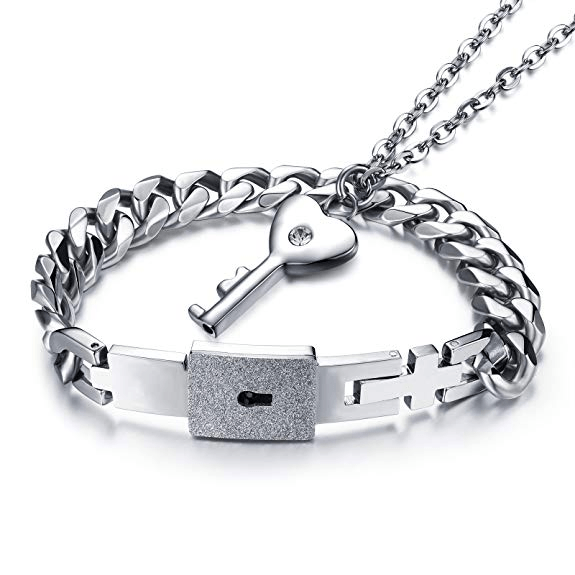 "Romantiskt armband och halsband för par i titanstål med hjärt- och nyckeldesign, i silver och roséguld."