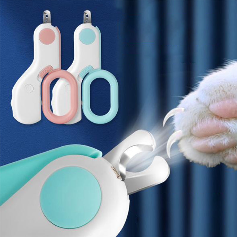 "Rosa och blå LED nagelklippare för husdjur med säker ergonomisk design, lyser upp för exakt trimning."