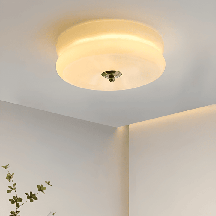Rund LED-taklampa BauhausGleam. Stilren designlampa för kök och moderna heminredningsprojekt.