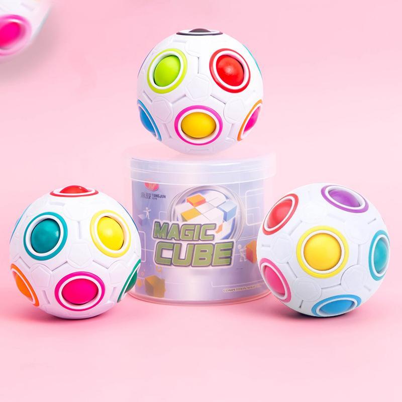 Rund Rubik's Kub, färgsprakande design, unik bollformad leksak med livfulla nyanser, idealisk för hjärngympa.