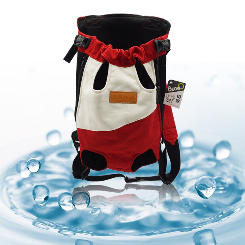 Ryggsäck för husdjur i rött och vitt polyester. Bekväm, slitstark design med ben och svans ut för enkel transport.