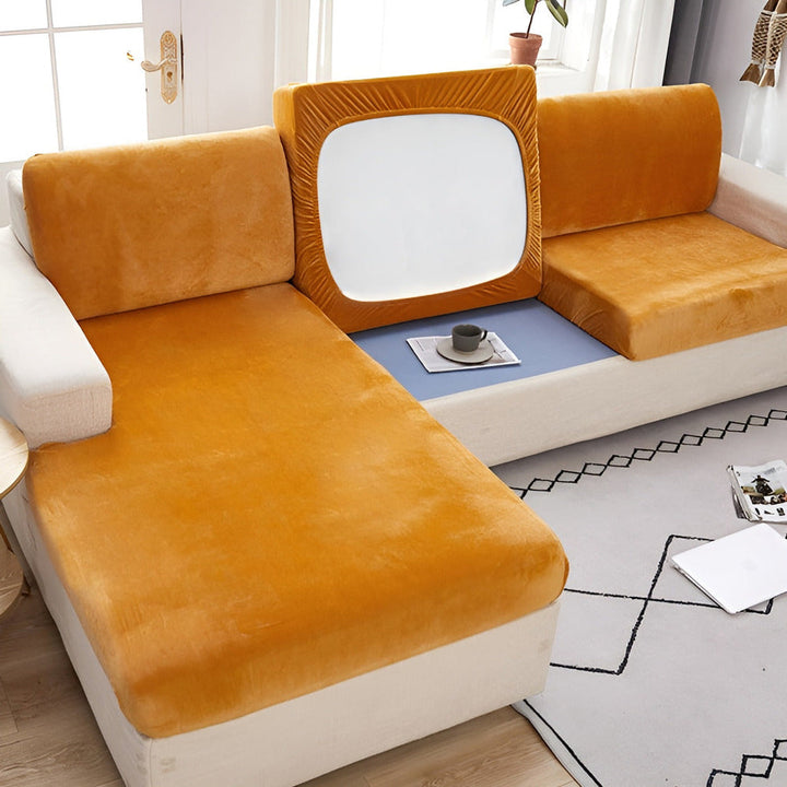 Högkvalitativt sammet sofföverdrag, elastiskt och halkfritt möbelskydd. Perfekt för vardagsrumsinredning.