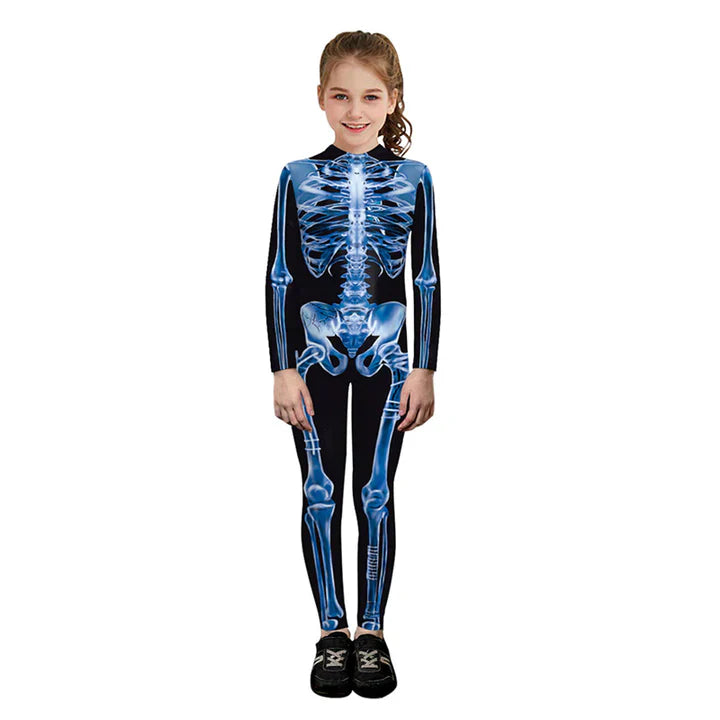 "Sexig dam Halloween bodysuit med dödskalletryck och figurnära passform, reaktiv i UV-ljus, bekvämt lycratyg."