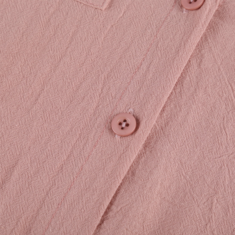 Skjortklänning med ficka i bomullsblandning, kort ärm, skjortkrage, urban casual-stil, vit, rosa, svart, blå.