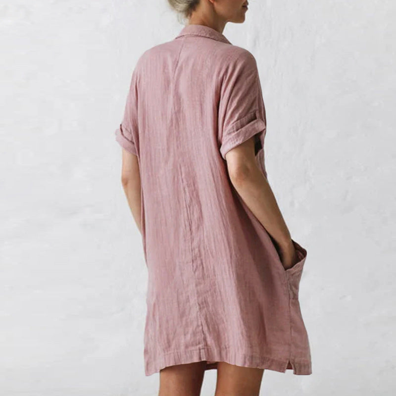 Skjortklänning med ficka i bomullsblandning, kort ärm, skjortkrage, urban casual-stil, vit, rosa, svart, blå.
