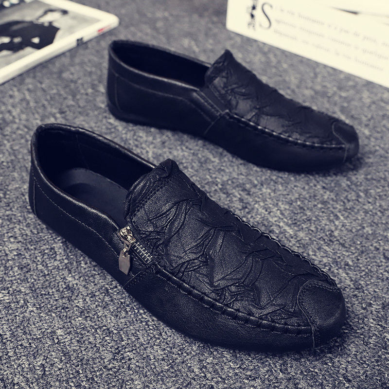 "Skrynkliga herrläderskor i PU-läder med mjuk gummisula, svart och brun färg, elegant casual design för män."