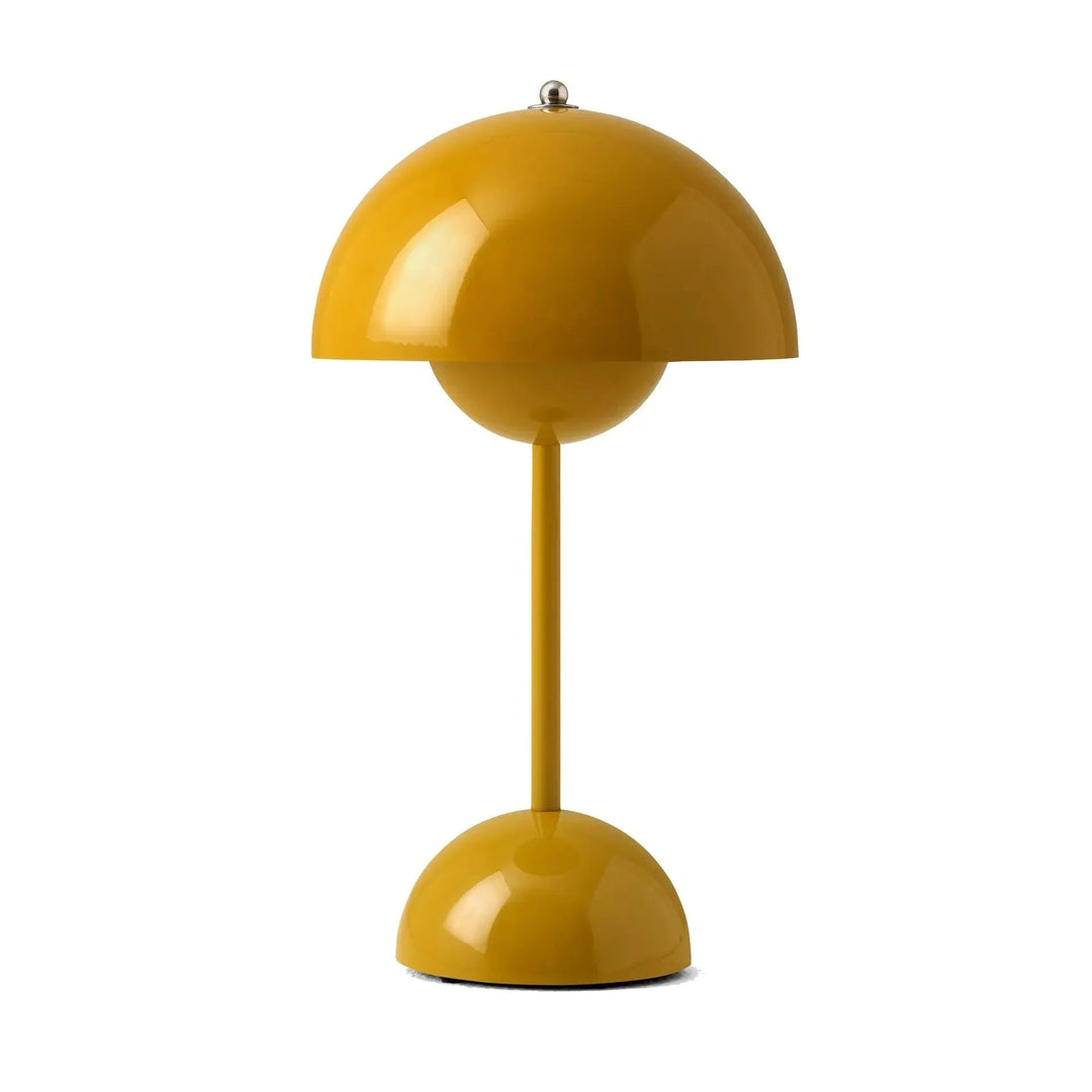 Uppladdningsbar bordslampa med smidig touchdimmer. Justera varmvit LED-belysning för önskad atmosfär.