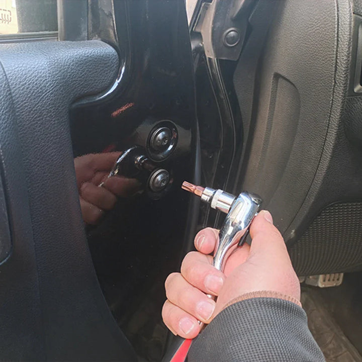 Sladdlös SlimDrive elektrisk spärrnyckel, ergonomisk design för enkel åtkomst i trånga utrymmen.