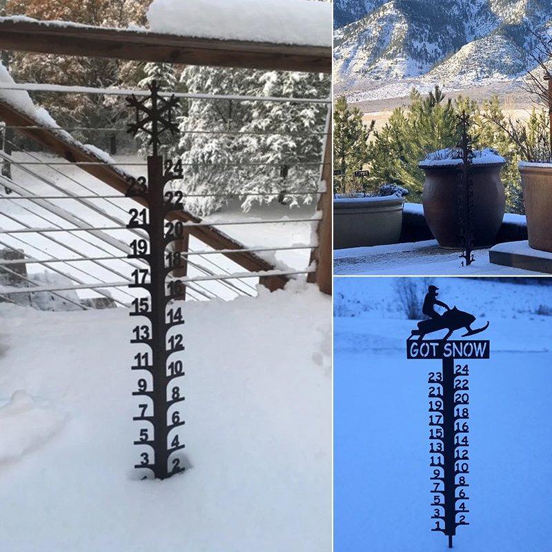 "Snöskoterformad koppar snömätare för trädgårdsdekoration, 24 tum, med en elegant bronspulverfinish."