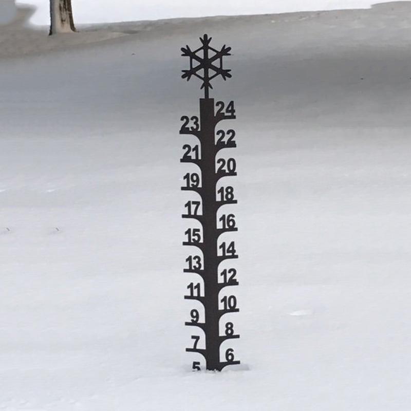 "Snöskoterformad koppar snömätare för trädgårdsdekoration, 24 tum, med en elegant bronspulverfinish."
