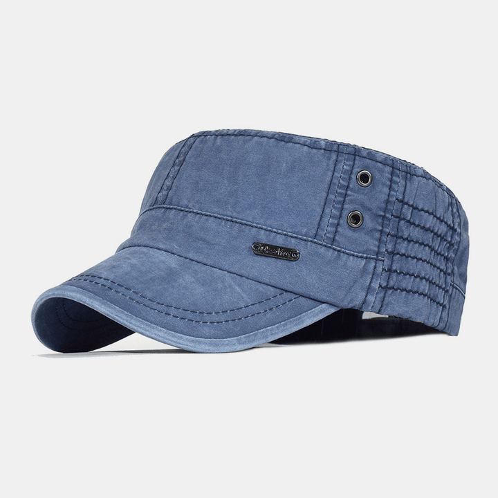Snygg justerbar militärkeps för herr i tidlös design. Perfekt modekeps året runt.