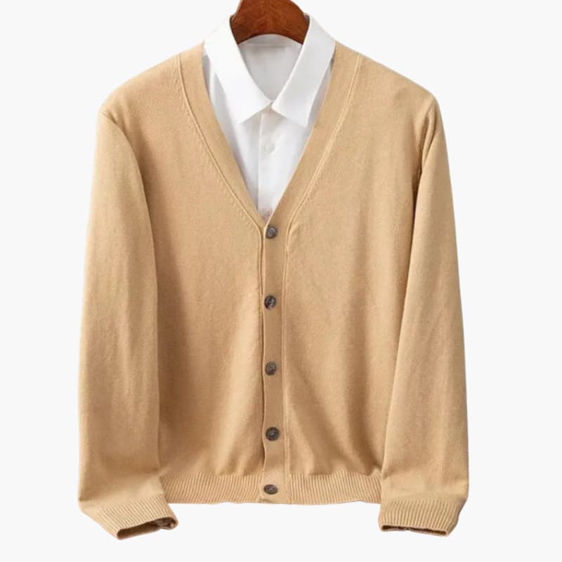 Klassisk svart herrkofta med V-ringning och knappar. Bekväm stickad cardigan för en tidlös vardagsstil.