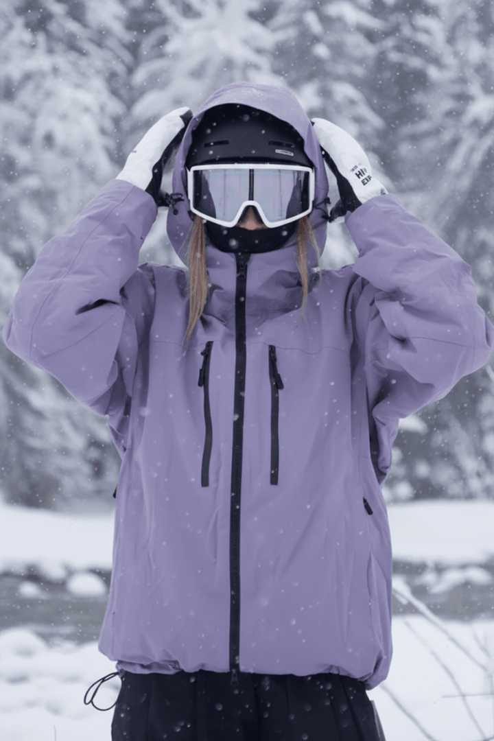 Varm och rörlig vinterjacka, modell Jesse, unisex. Slitstarkt ytterplagg i lila för skid- och snowboard.