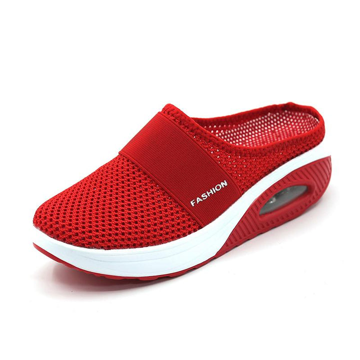 "Snygga och bekväma scroll_slingback sandaler i mesh för kvinnor, platt design med andningsbart material. Perfekt för sommare