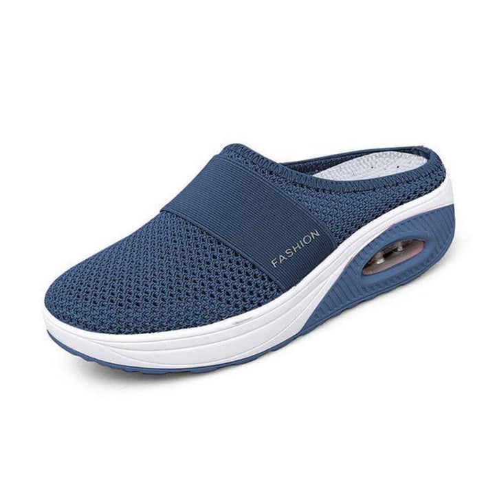 "Snygga och bekväma scroll_slingback sandaler i mesh för kvinnor, platt design med andningsbart material. Perfekt för sommare