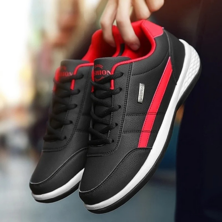 Herrskor: Stilrena svarta ortopediska sneakers med överlägset fotstöd för hela dagen.