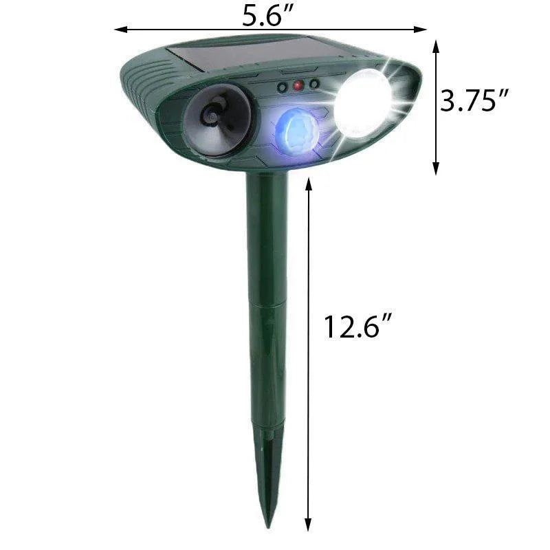 Vattentålig älgskrämma med rörelsesensor och ultraljud, perfekt för trädgårdsskydd.