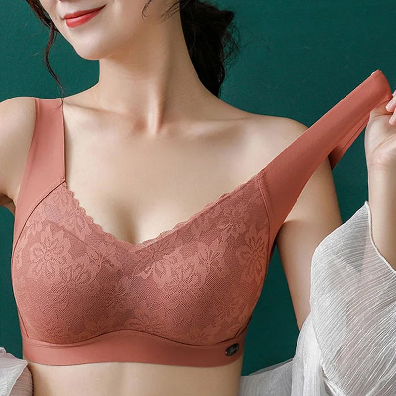 "Sömlös latex dam bh, formande, utan bygel, i beige; ger komfort och stöd, med antibakteriell design."