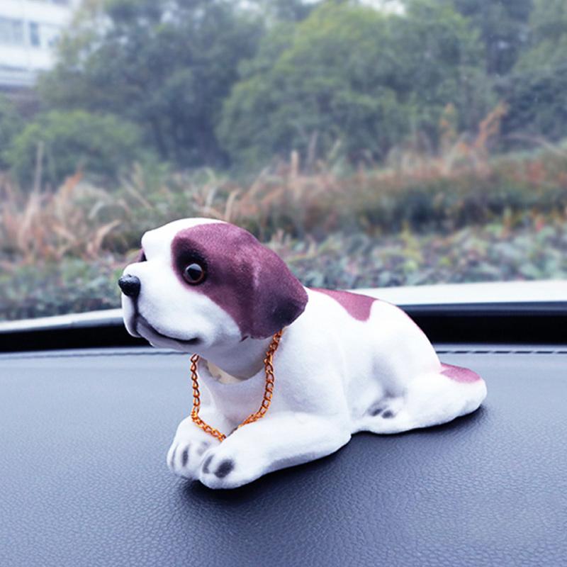 "Söt nickande Noddlehund bildekoration i miljövänligt harts, olika stilar inklusive Beagle och Husky, realistisk design."